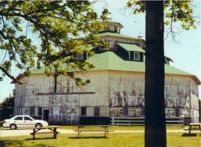 Octagon Barn - heute, kleiner